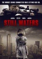 Still Waters (2015) Escenas Nudistas
