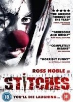Stitches 2012 película escenas de desnudos