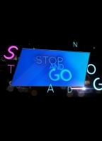 Stop & Go escenas nudistas