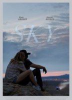 Sky (2015) Escenas Nudistas