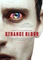 Strange Blood 2015 película escenas de desnudos