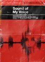 Sound of My Voice 2011 película escenas de desnudos