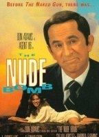 The Nude Bomb 1980 película escenas de desnudos