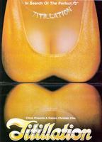Titillation 1982 película escenas de desnudos