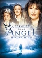 Touched by an Angel (1994-2003) Escenas Nudistas