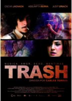 Trash (III) 2009 película escenas de desnudos