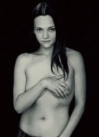 Tania Emery desnuda