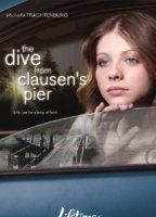 The Dive From Clausen's Pier escenas nudistas