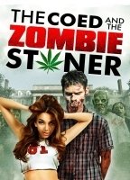 The Coed and the Zombie Stoner 2014 película escenas de desnudos