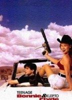 Teenage Bonnie and Klepto Clyde (1993) Escenas Nudistas