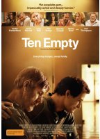 Ten Empty (2008) Escenas Nudistas