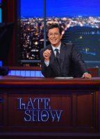 The Late Show with Stephen Colbert 2015 película escenas de desnudos