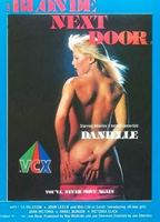 The Blonde Next Door 1982 película escenas de desnudos