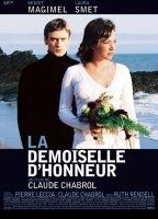La demoiselle d'honneur (2004) Escenas Nudistas