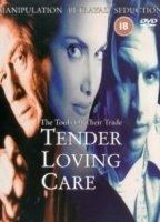 Tender Loving Care (1997) Escenas Nudistas