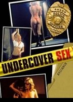 Undercover Sex (2003) Escenas Nudistas