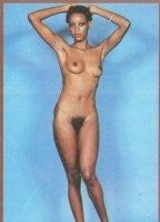 Vicki Williams desnuda