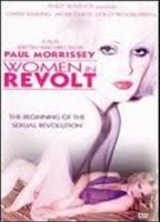 Women in Revolt escenas nudistas
