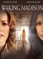 Waking Madisson (2010) Escenas Nudistas