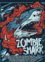 Zombie Shark escenas nudistas