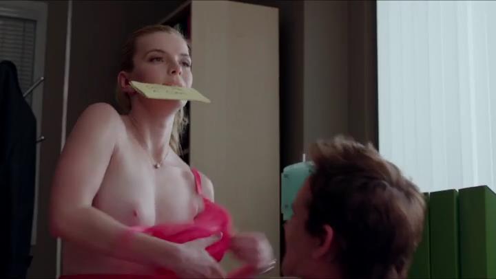 Betty Gilpin Desnuda En Nurse Jackie