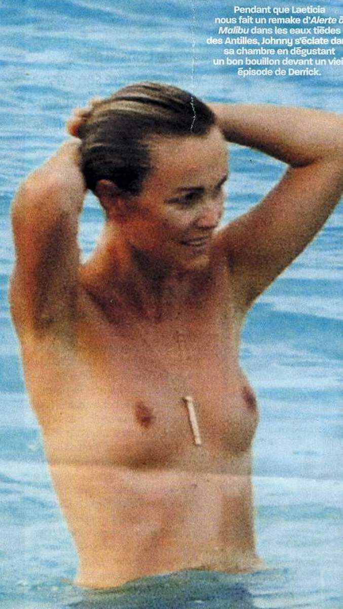 Naked Laeticia Hallyday Added By Momusicman