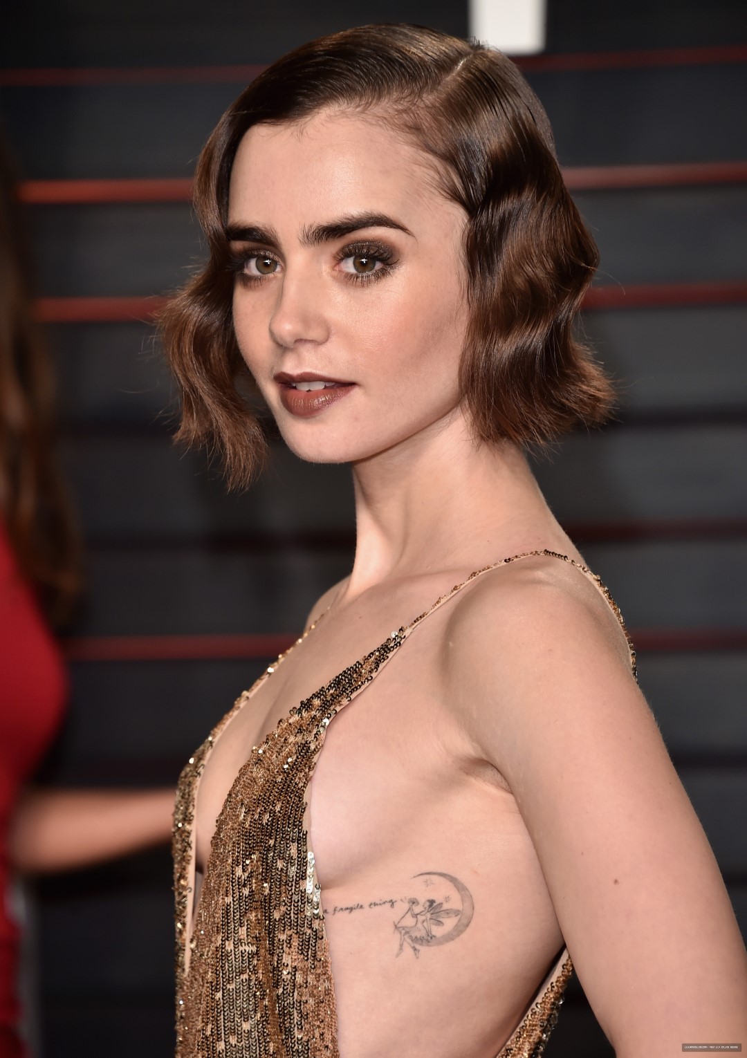 Lily Collins Nude Pics Página 2 8034