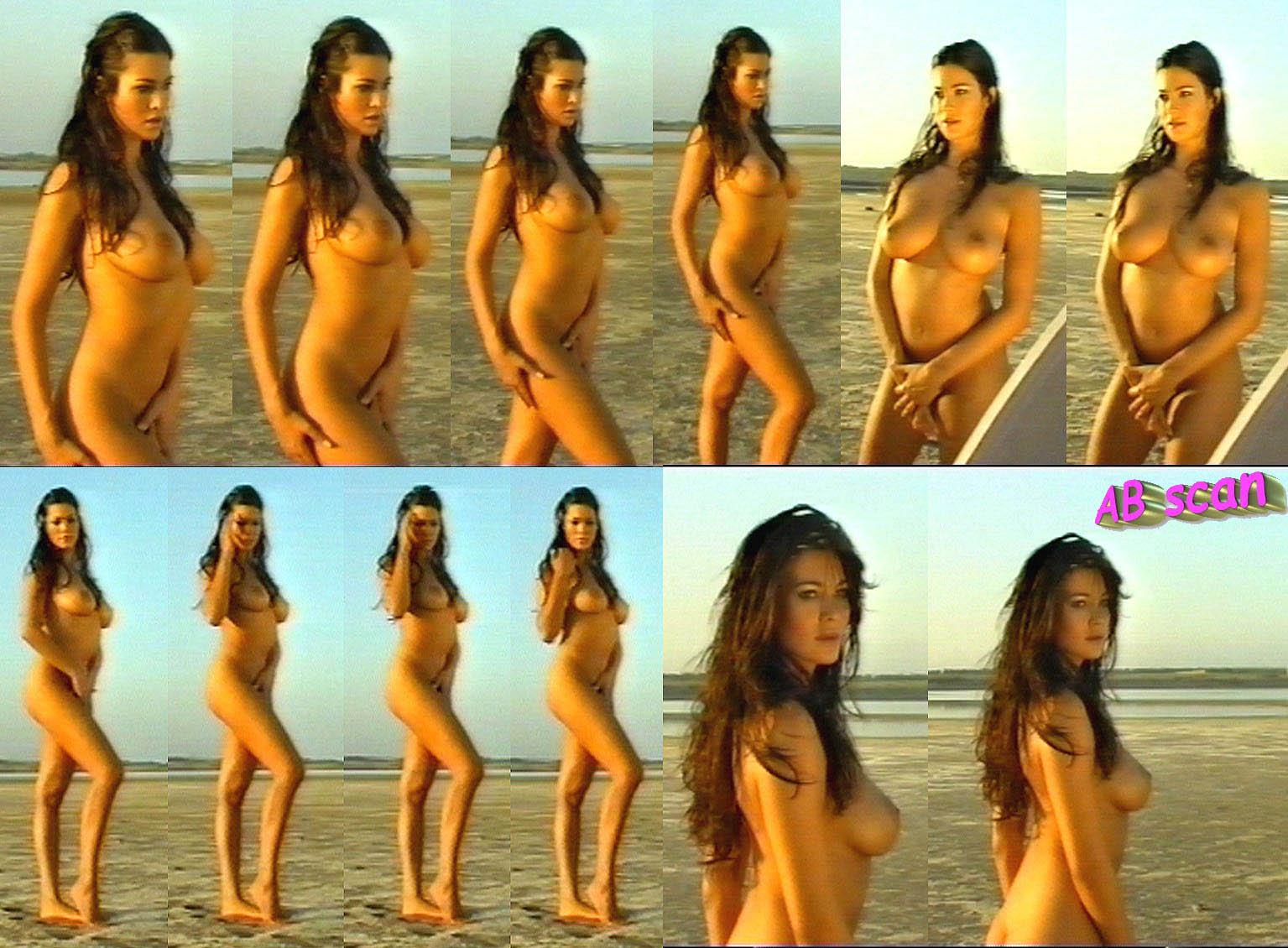 Manuela Arcuri Desnuda En Making Of Calendar Panorama 2001