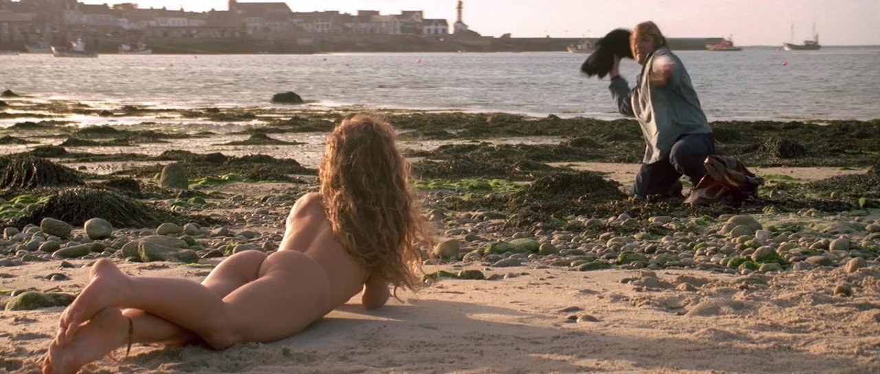 Vanessa Paradis nude pics.