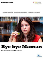 Bye Bye Maman (2012) Escenas Nudistas