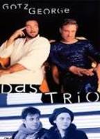 Das Trio (1998) Escenas Nudistas