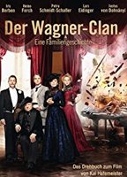 Der Clan. Die Geschichte der Familie Wagner (2013) Escenas Nudistas