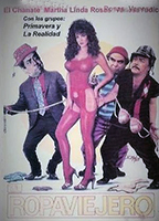 El ropaviejero (1993) Escenas Nudistas