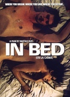 In Bed escenas nudistas