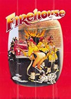 Firehouse (1987) Escenas Nudistas