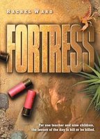 Fortress 1986 película escenas de desnudos