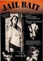 Jail Bait (1977) Escenas Nudistas