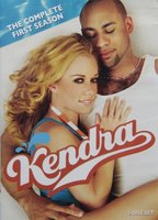 Kendra (2009-2011) Escenas Nudistas