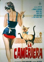 La Cameriera (1974) Escenas Nudistas
