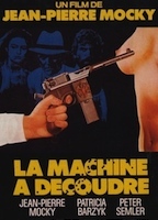 The Unsewing Machine 1986 película escenas de desnudos
