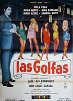 Las golfas (1969) Escenas Nudistas