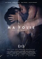 Ma Folie (2015) Escenas Nudistas