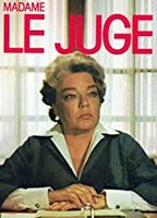 Madame le juge (1978) Escenas Nudistas