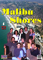 Malibu Shores escenas nudistas