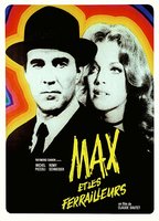Max y los chatarreros (1971) Escenas Nudistas