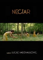 Nectar (2014) Escenas Nudistas