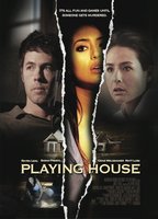 Playing House (2011) Escenas Nudistas