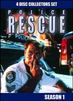 Police Rescue 1989 película escenas de desnudos
