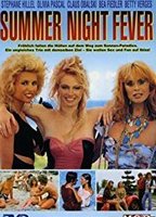 Fiebre de noche de verano (1978) Escenas Nudistas