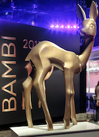The Bambi Awards (1948-presente) Escenas Nudistas